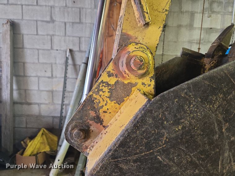 image for item EM6011 Terramite T5B backhoe