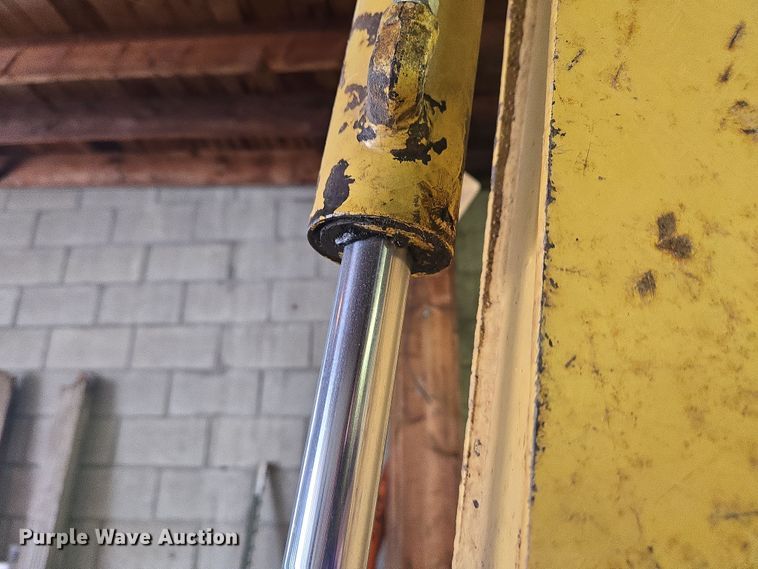 image for item EM6011 Terramite T5B backhoe