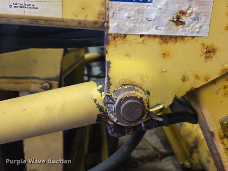 image for item EM6011 Terramite T5B backhoe