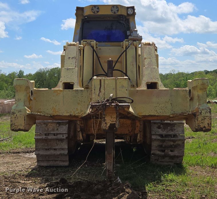 image for item EM7244 1977 Fiat-Allis 31 dozer