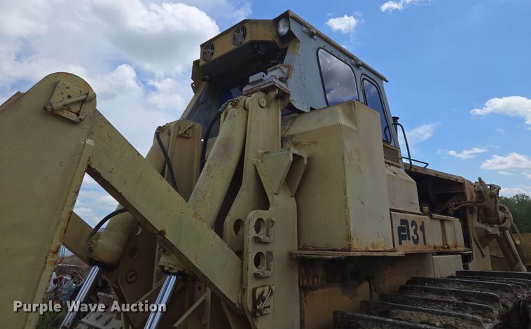 image for item EM7244 1977 Fiat-Allis 31 dozer