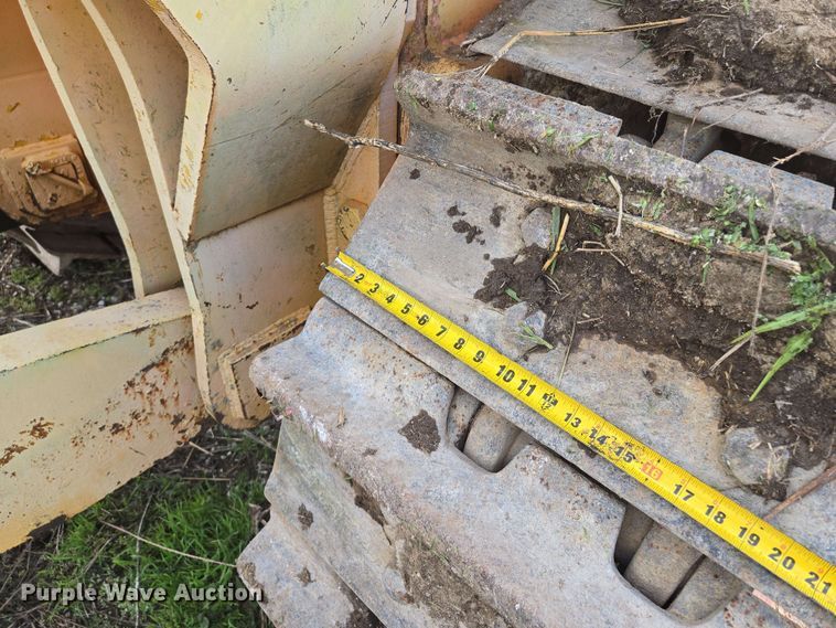 image for item EM7244 1977 Fiat-Allis 31 dozer