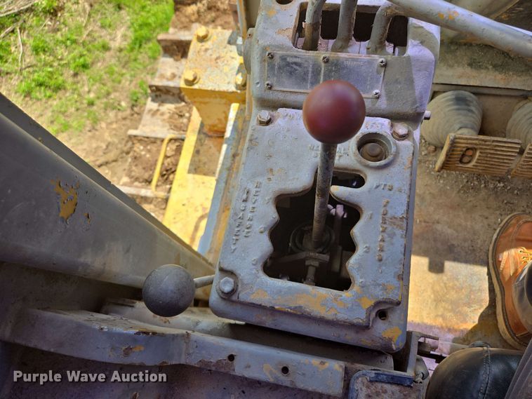 image for item EM7244 1977 Fiat-Allis 31 dozer