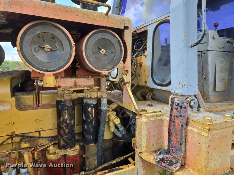 image for item EM7244 1977 Fiat-Allis 31 dozer