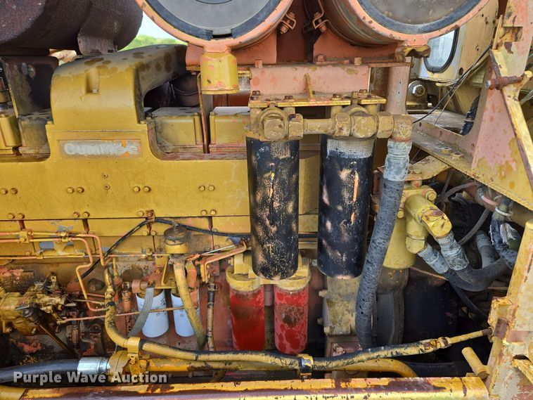 image for item EM7244 1977 Fiat-Allis 31 dozer