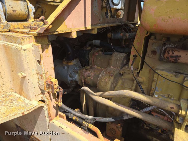 image for item EM7244 1977 Fiat-Allis 31 dozer