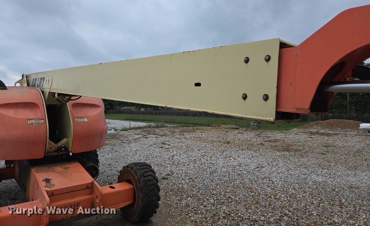 image for item EN3813 2008 JLG 460SJ boom lift