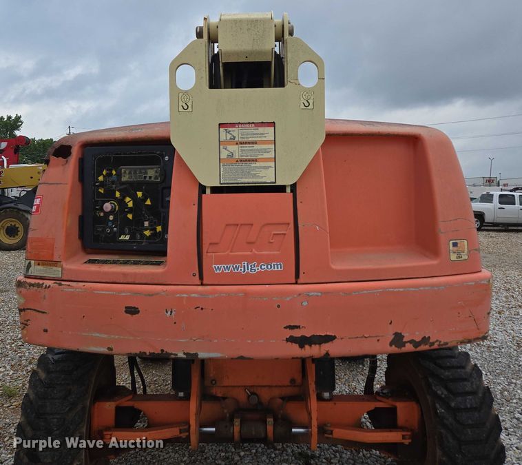 image for item EN3813 2008 JLG 460SJ boom lift