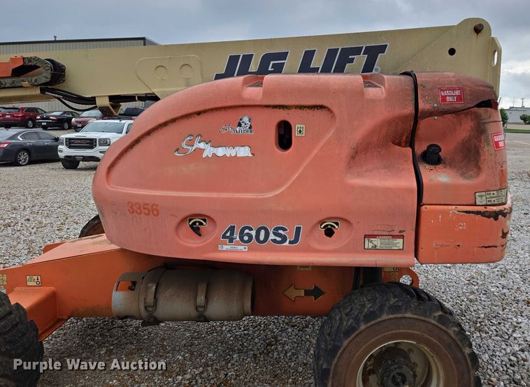 image for item EN3813 2008 JLG 460SJ boom lift