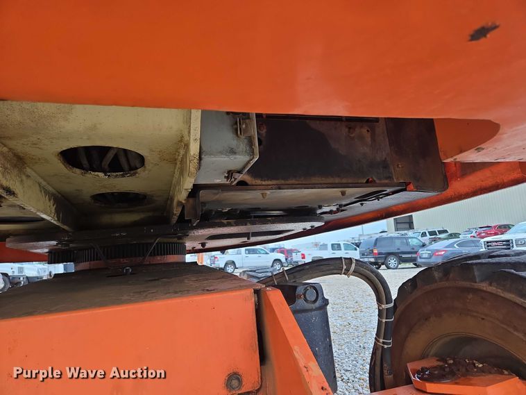 image for item EN3813 2008 JLG 460SJ boom lift