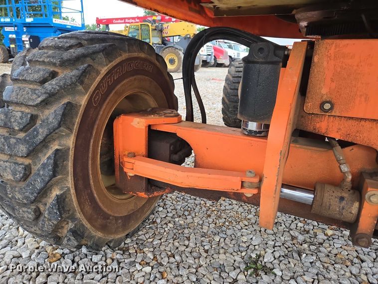 image for item EN3813 2008 JLG 460SJ boom lift