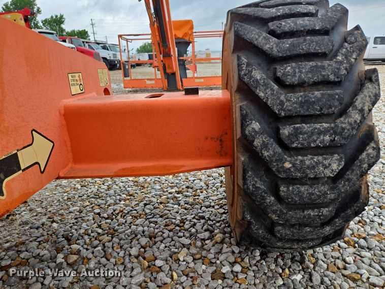 image for item EN3813 2008 JLG 460SJ boom lift