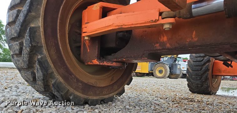 image for item EN3813 2008 JLG 460SJ boom lift