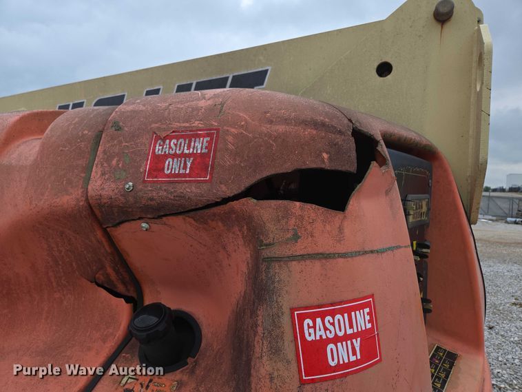 image for item EN3813 2008 JLG 460SJ boom lift