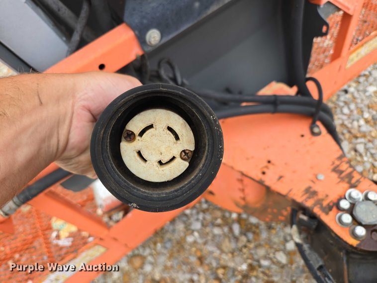 image for item EN3813 2008 JLG 460SJ boom lift