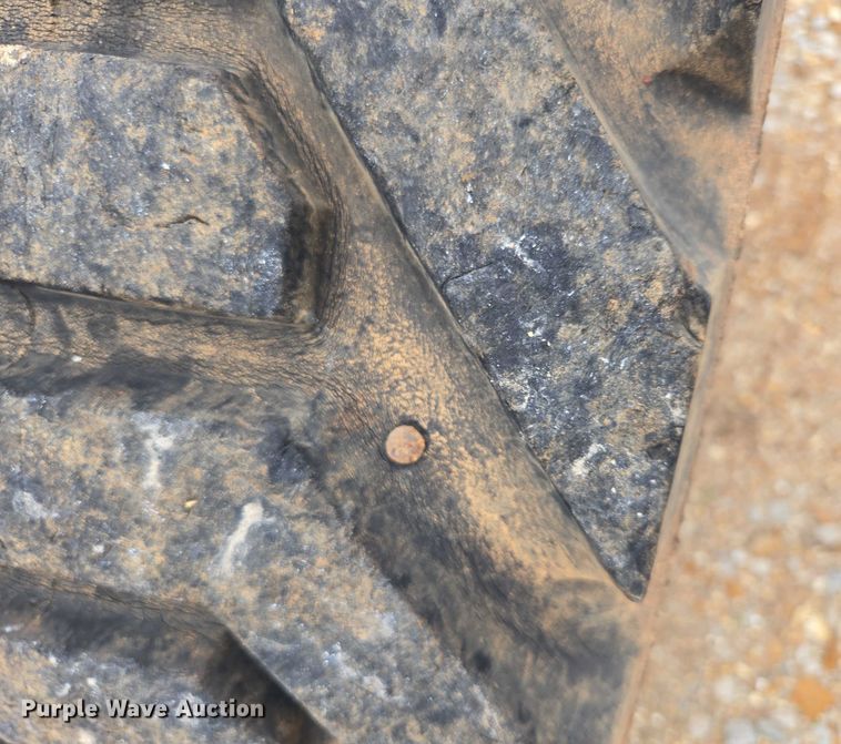 image for item EN3813 2008 JLG 460SJ boom lift