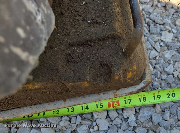 image for item EN3854 Concrete equipment