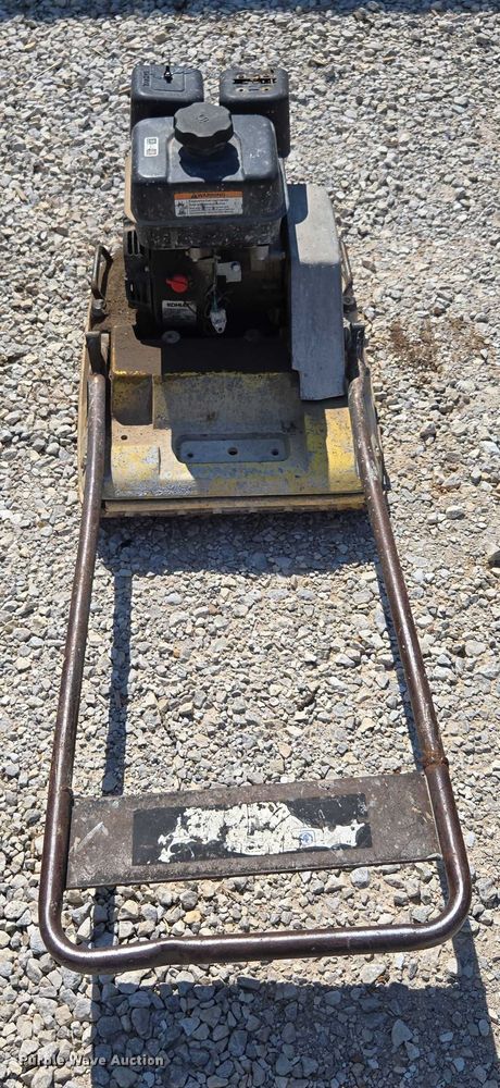 image for item EN3854 Concrete equipment