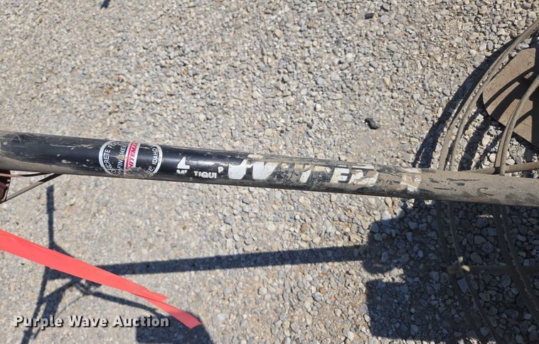 image for item EN3854 Concrete equipment