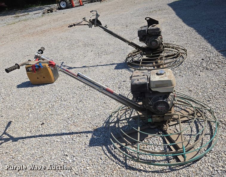 image for item EN3854 Concrete equipment