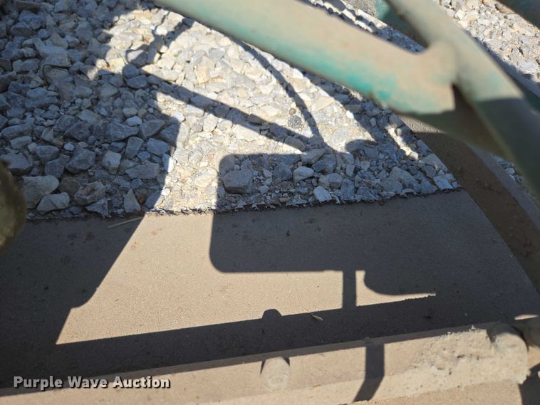 image for item EN3854 Concrete equipment