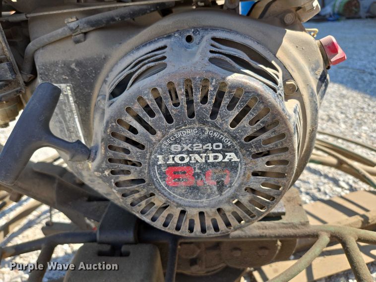 image for item EN3854 Concrete equipment