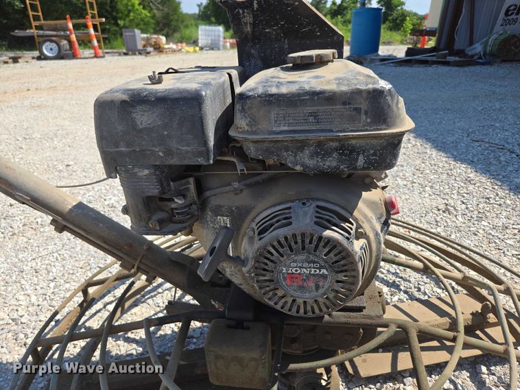 image for item EN3854 Concrete equipment