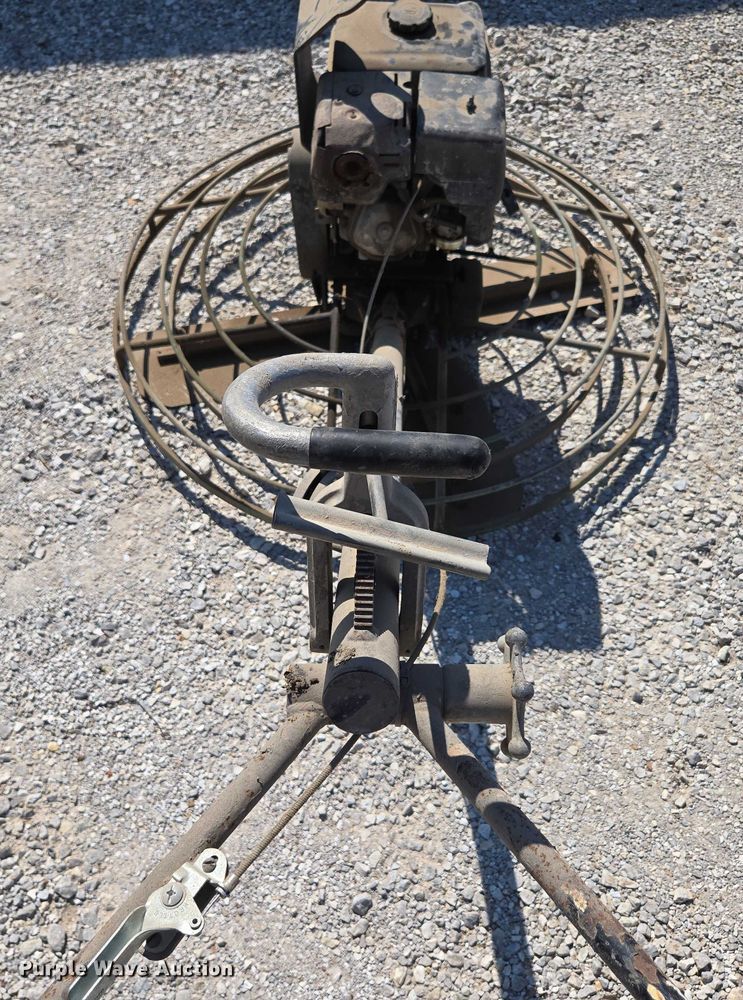 image for item EN3854 Concrete equipment