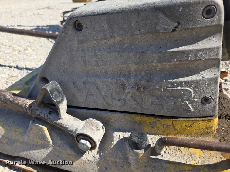 image for item EN3854 Concrete equipment