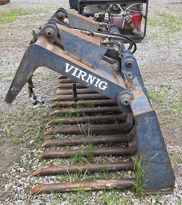 image for item EN3872 Virnig skid steer grapple bucket