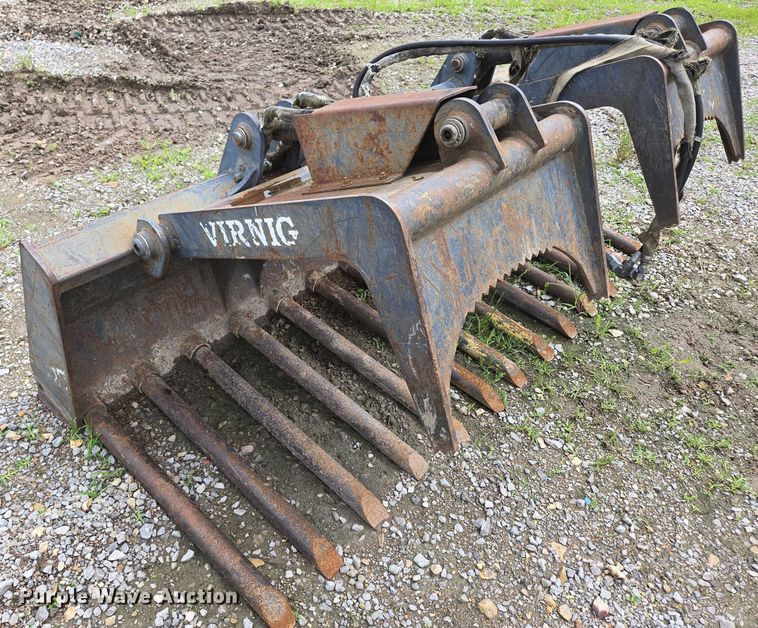 image for item EN3872 Virnig skid steer grapple bucket