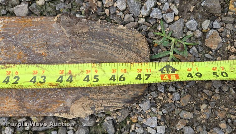 image for item EN3877 2005 Bobcat T250 tracked skid steer loader