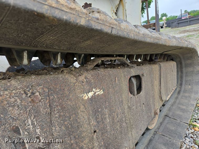 image for item EN3877 2005 Bobcat T250 tracked skid steer loader