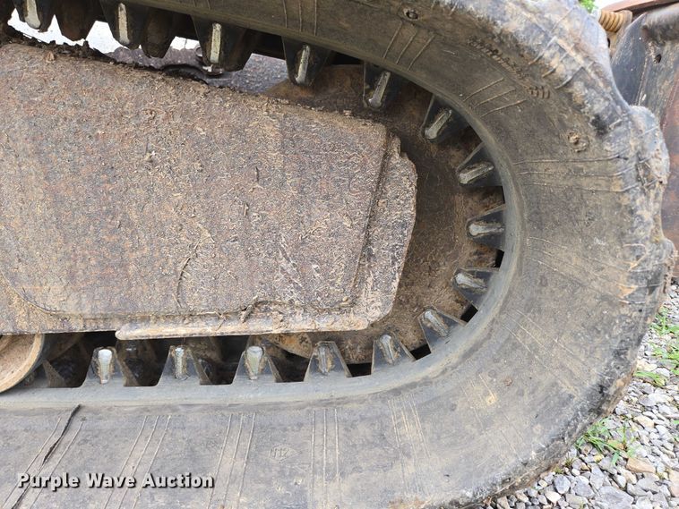 image for item EN3877 2005 Bobcat T250 tracked skid steer loader