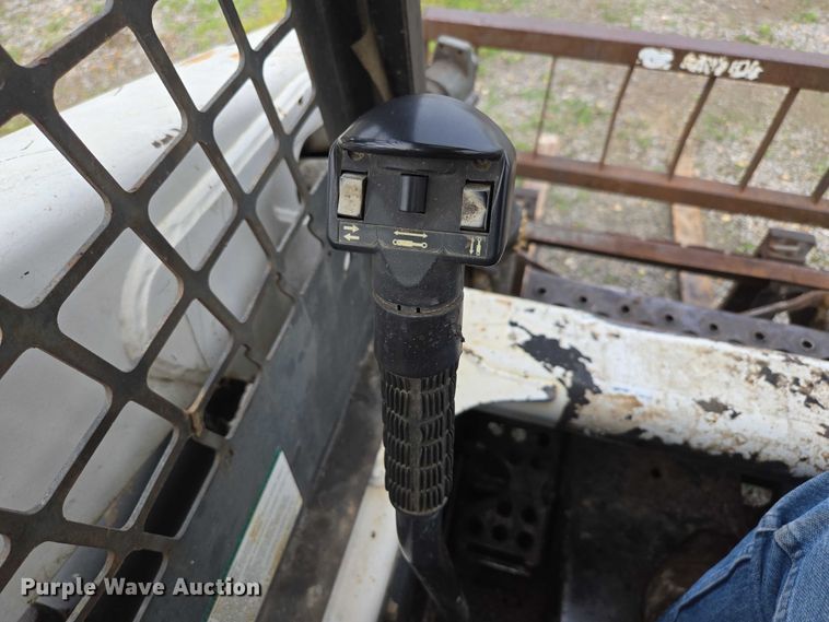 image for item EN3877 2005 Bobcat T250 tracked skid steer loader