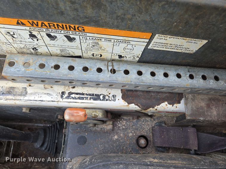 image for item EN3877 2005 Bobcat T250 tracked skid steer loader