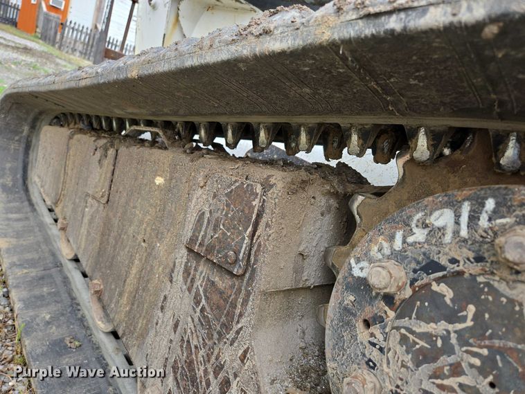 image for item EN3877 2005 Bobcat T250 tracked skid steer loader