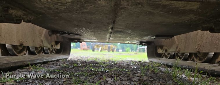 image for item EN3877 2005 Bobcat T250 tracked skid steer loader