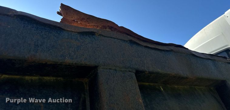 image for item EN4582 1993 Peterbilt 378 dump truck