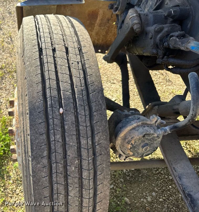 image for item EN4582 1993 Peterbilt 378 dump truck