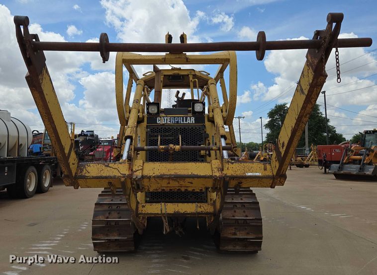 image for item EN8110 1993 Caterpillar D6H XR Series II cable plow