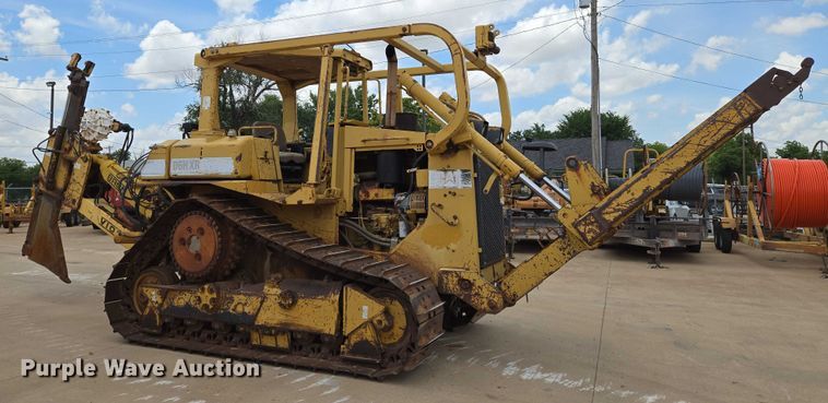 image for item EN8110 1993 Caterpillar D6H XR Series II cable plow