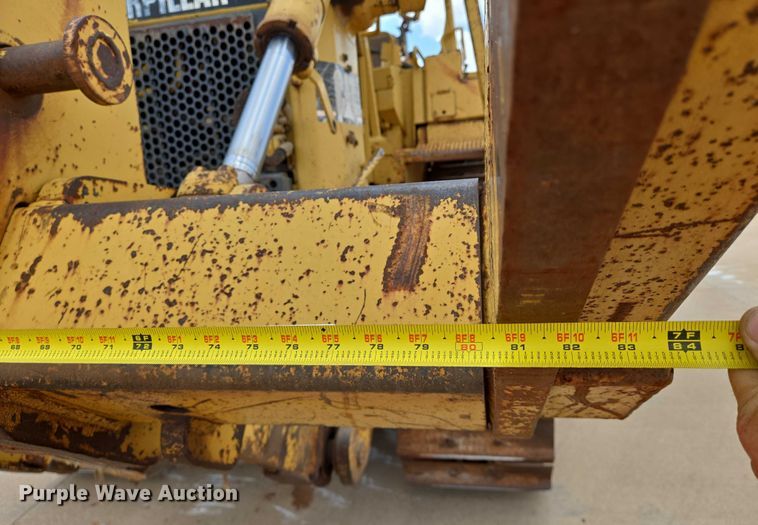 image for item EN8110 1993 Caterpillar D6H XR Series II cable plow