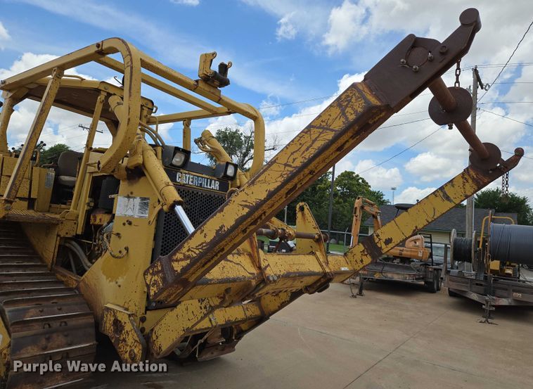 image for item EN8110 1993 Caterpillar D6H XR Series II cable plow