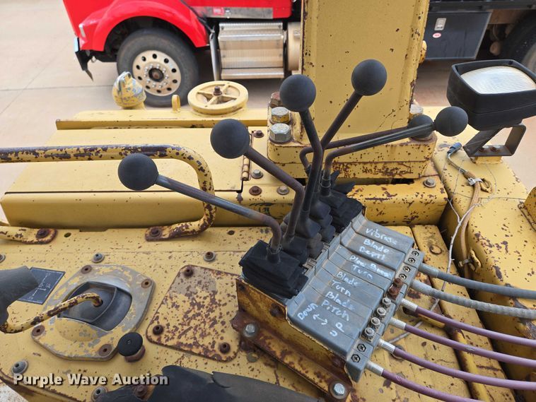 image for item EN8110 1993 Caterpillar D6H XR Series II cable plow