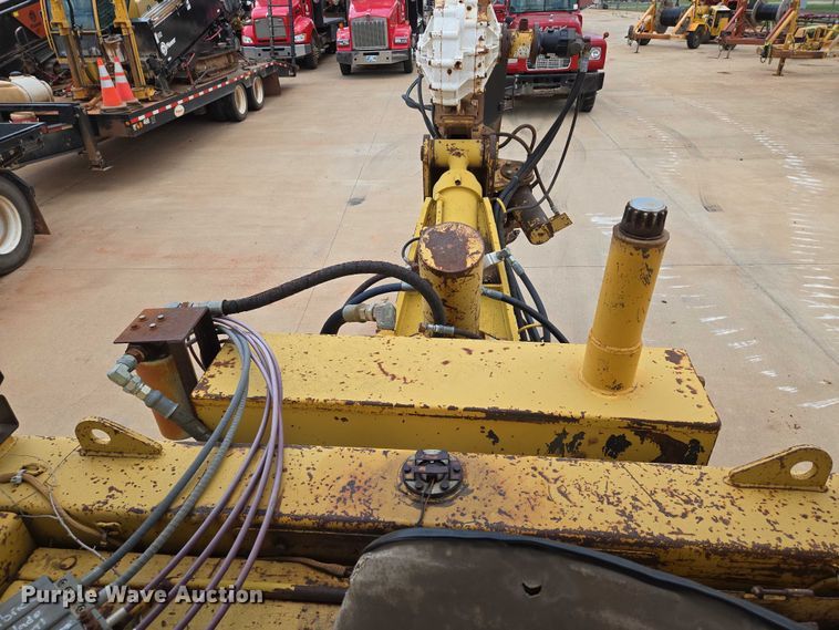image for item EN8110 1993 Caterpillar D6H XR Series II cable plow