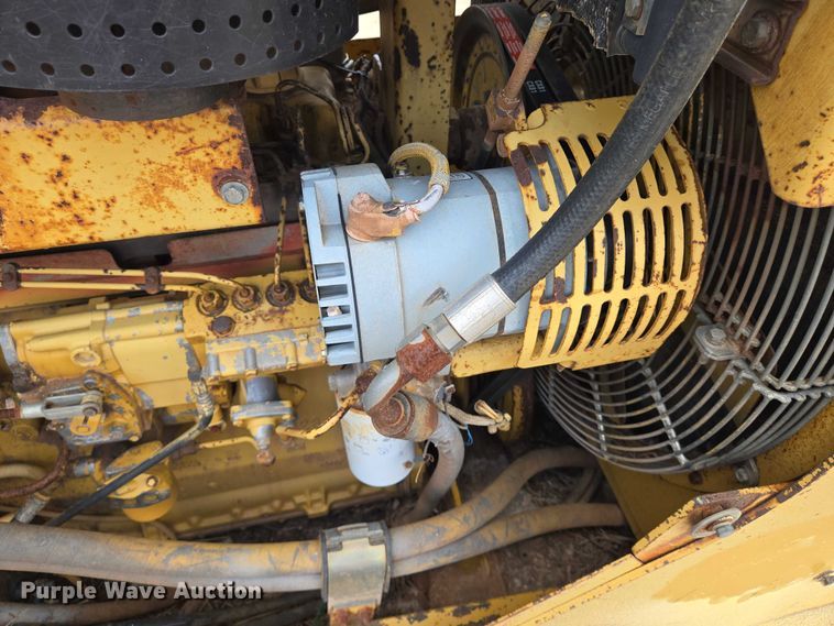 image for item EN8110 1993 Caterpillar D6H XR Series II cable plow