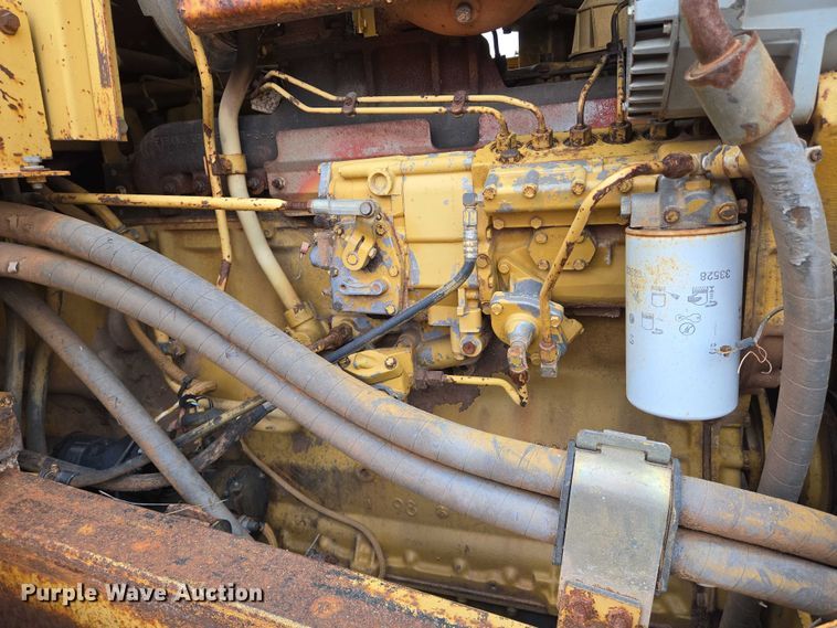 image for item EN8110 1993 Caterpillar D6H XR Series II cable plow