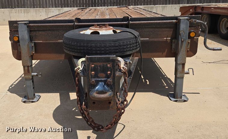 image for item EN8112 2005 Trailer Supply Center  KK8-25PR equipment trailer