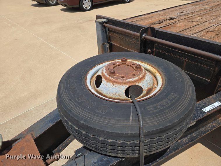 image for item EN8112 2005 Trailer Supply Center  KK8-25PR equipment trailer